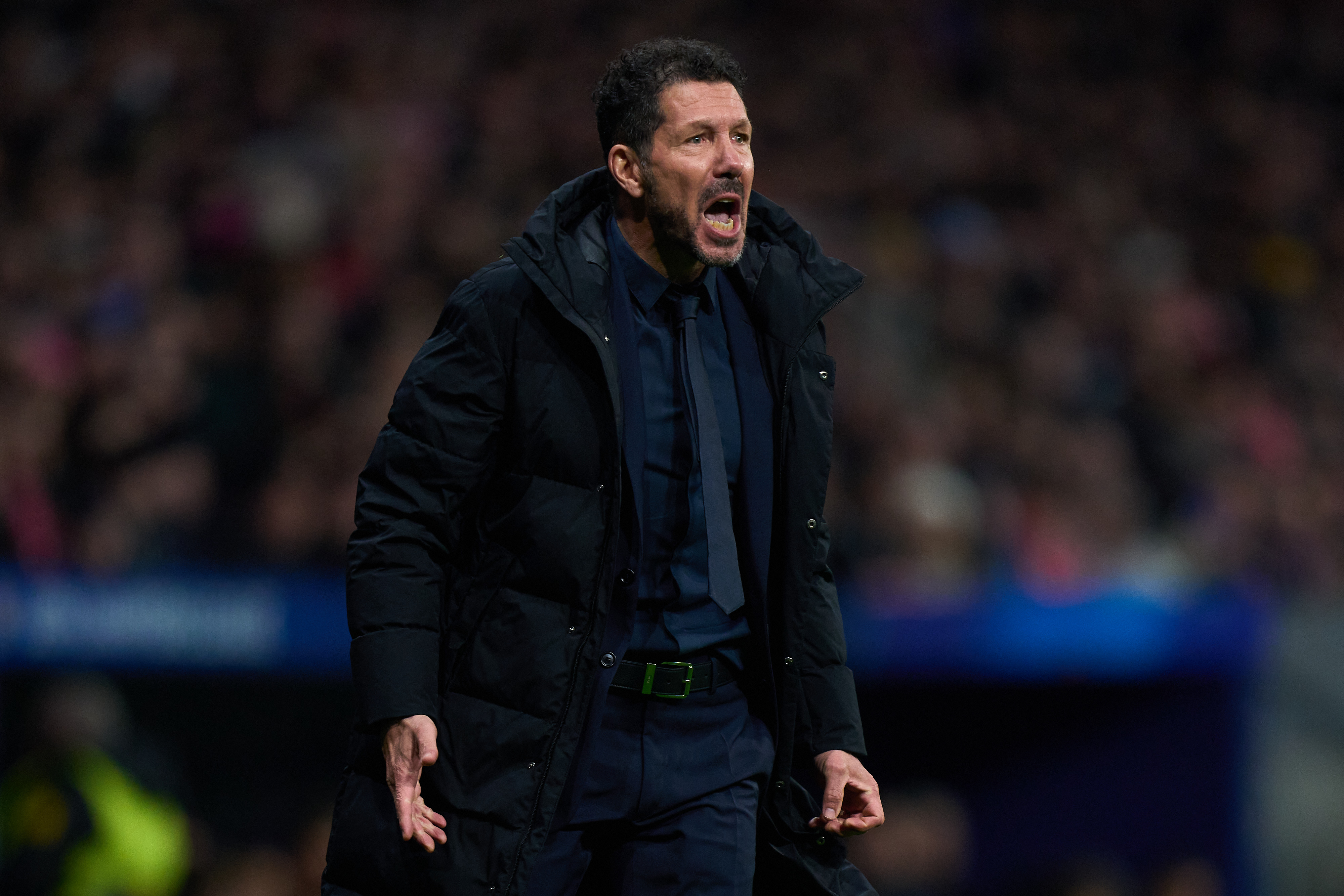 A dos días del debut, Simeone insiste con algo que ya no puede explicarse por las bajas