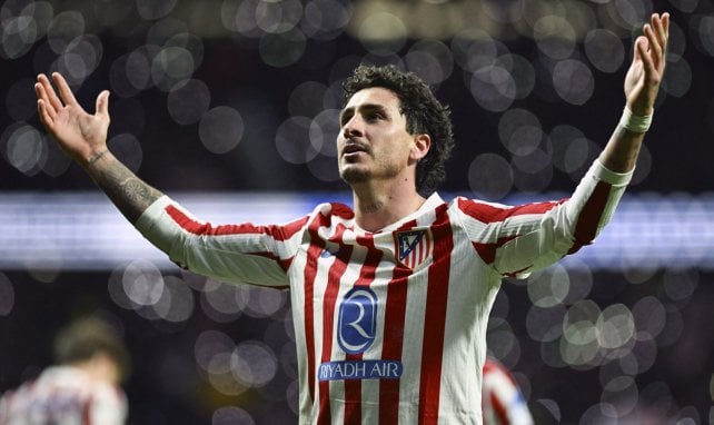 El Atlético tiene una vía para desbloquear dos fichajes, pero exige una de las salidas más dolorosas del verano
